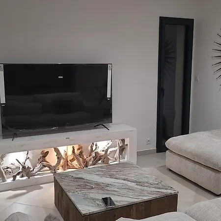 Ferienhaus Azzura De 130 M2 Avec Piscine *
