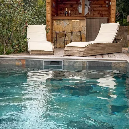 Azzura De 130 M2 Avec Piscine Ferienhaus *