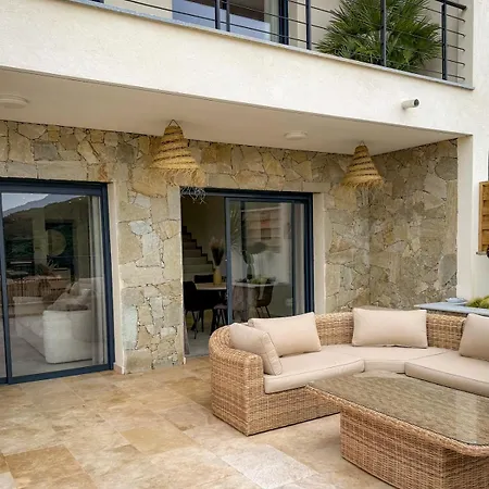 Azzura De 130 M2 Avec Piscine Ferienhaus *