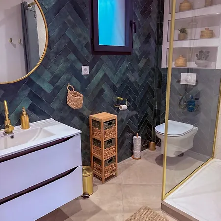Azzura De 130 M2 Avec Piscine *